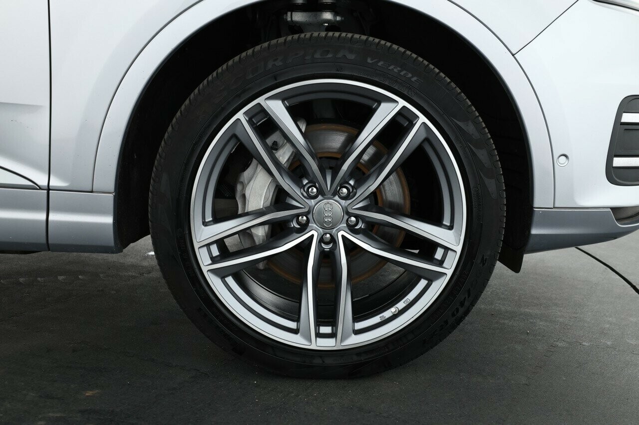 Audi Q7 image 4
