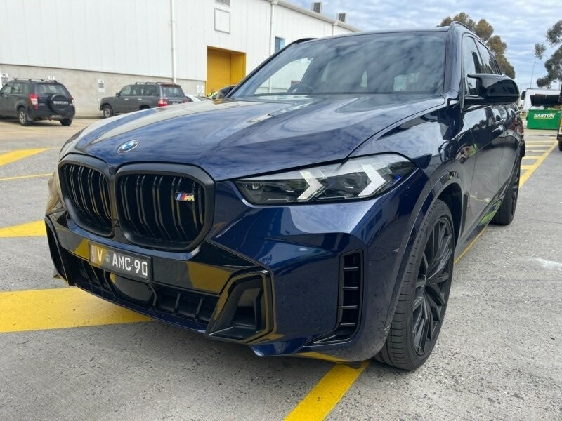 BMW X5 image 2