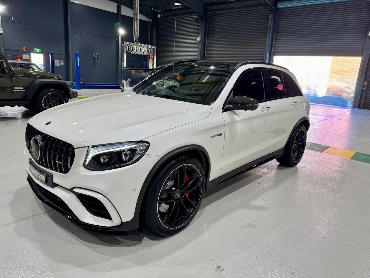 Mercedes Benz Glc-class image 1