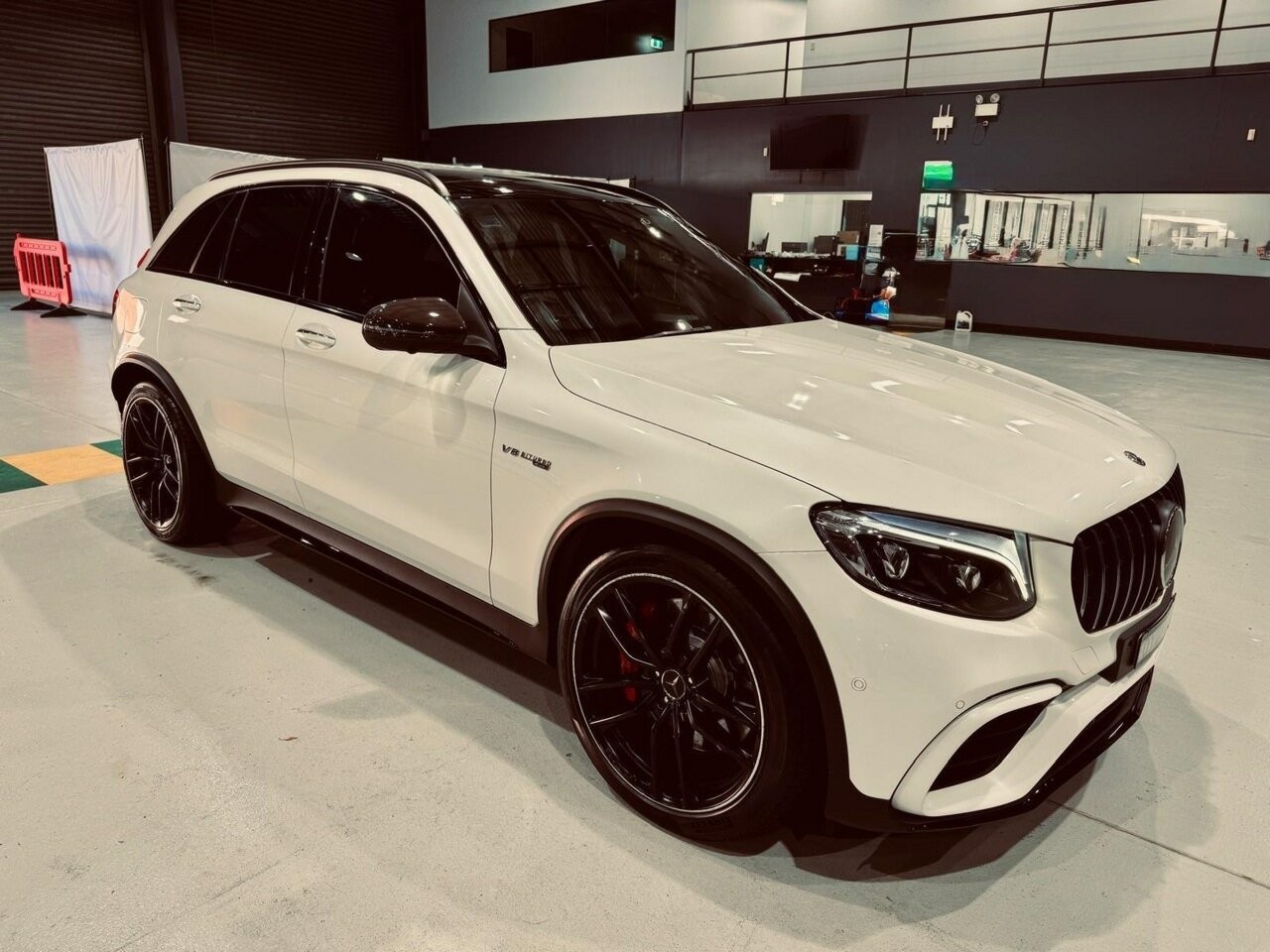 Mercedes Benz Glc-class image 3