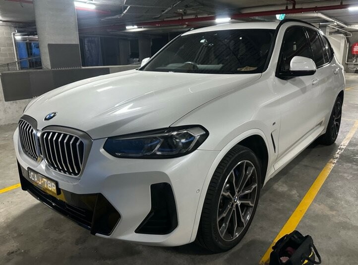 BMW X3 image 2