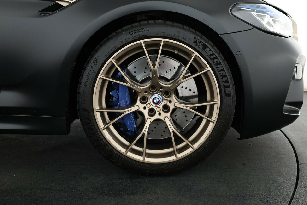 BMW M5 image 4