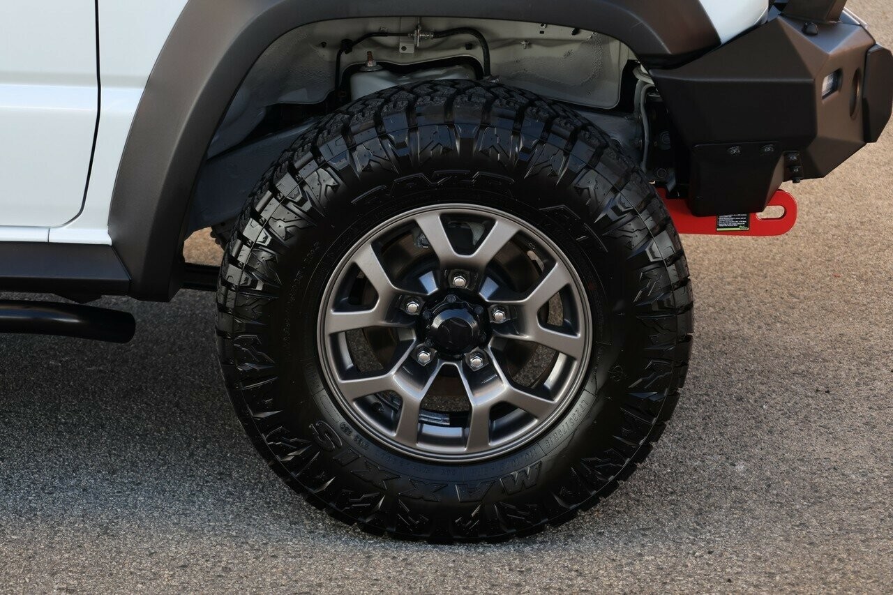 Suzuki Jimny image 3