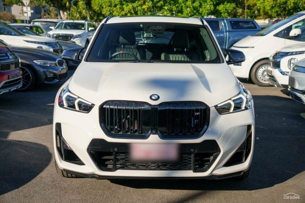 BMW X1 image 2