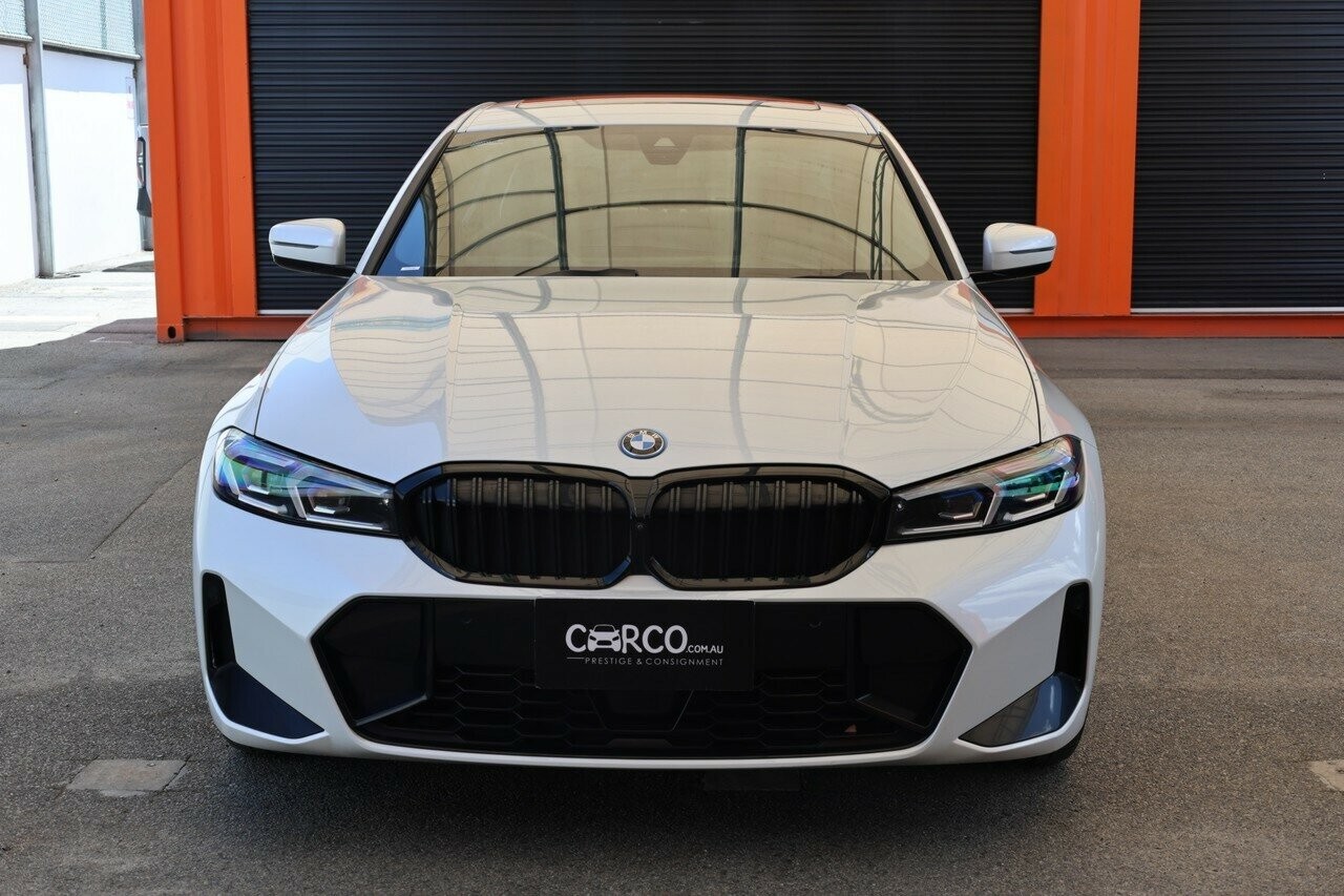 BMW 3 Series image 4