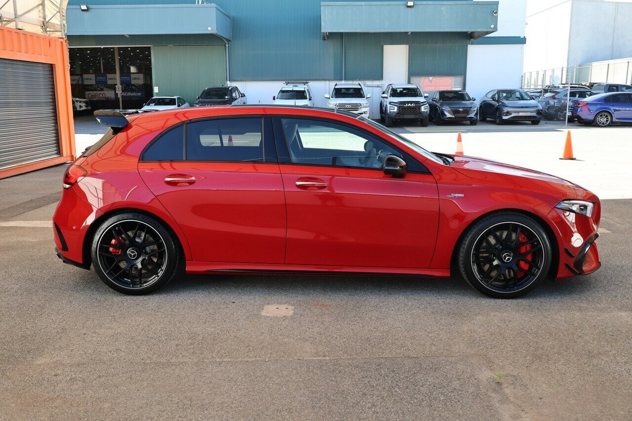 Mercedes Benz A-class image 3