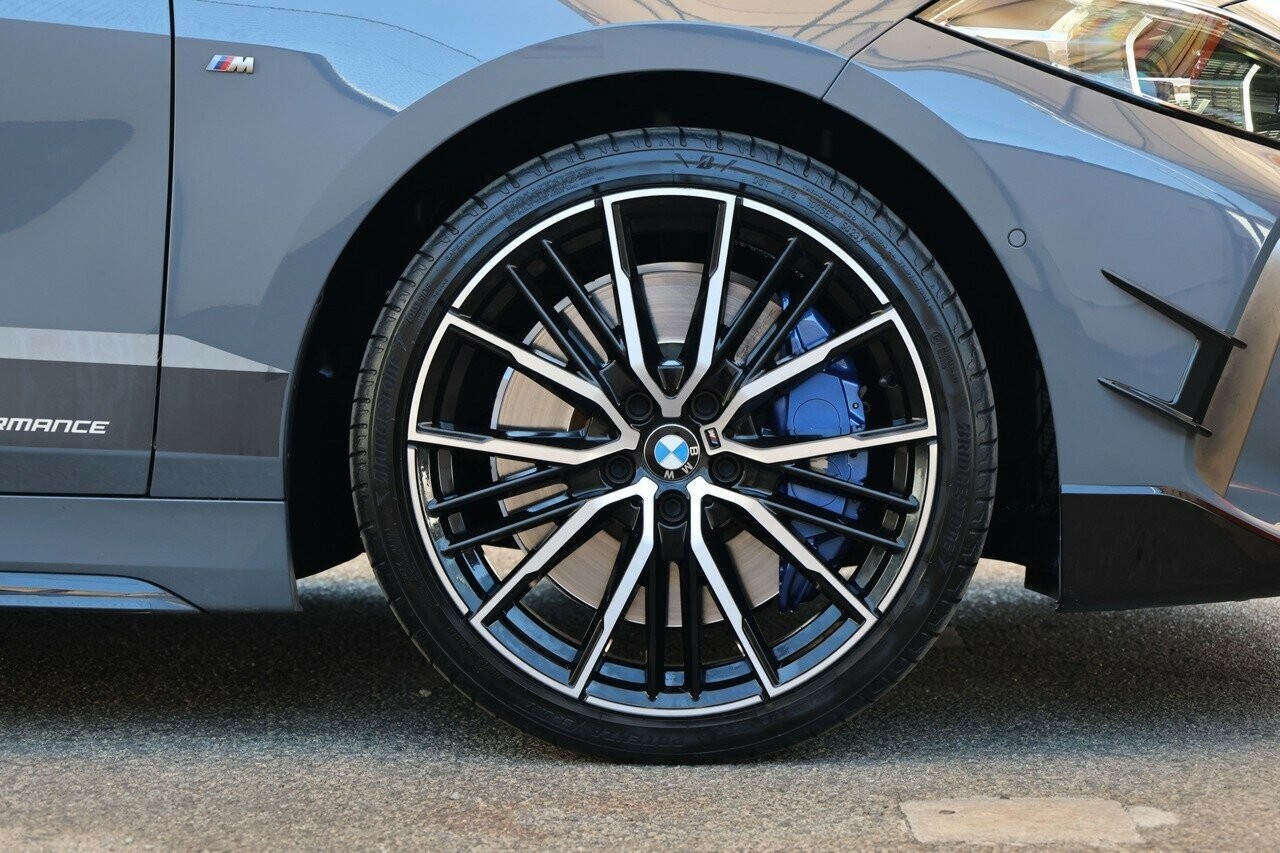 BMW 1 Series image 3