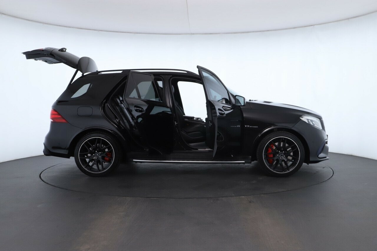 Mercedes Benz Gle-class image 2