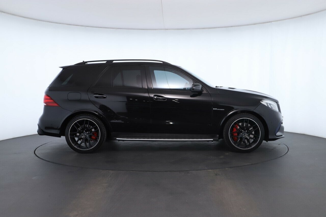 Mercedes Benz Gle-class image 3