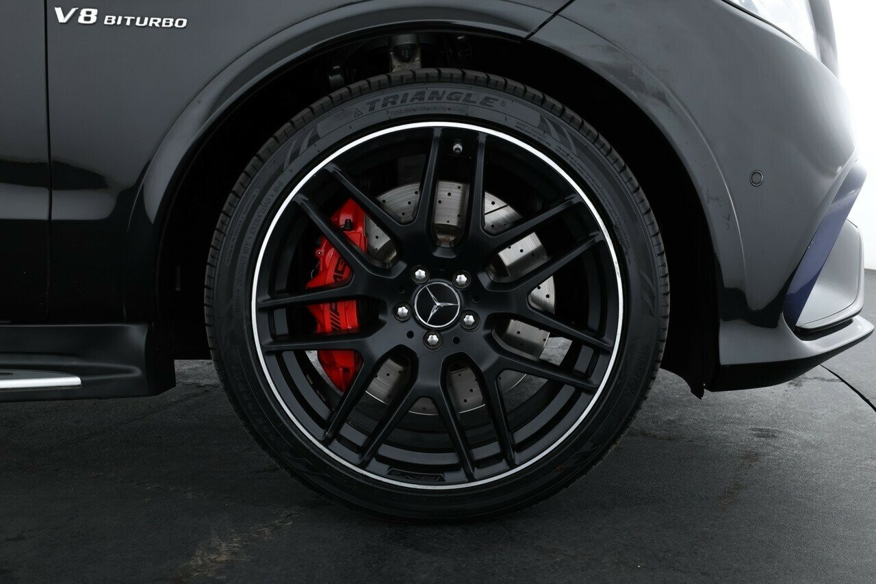 Mercedes Benz Gle-class image 4