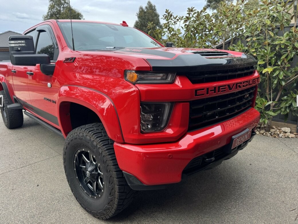 Chevrolet Silverado image 1