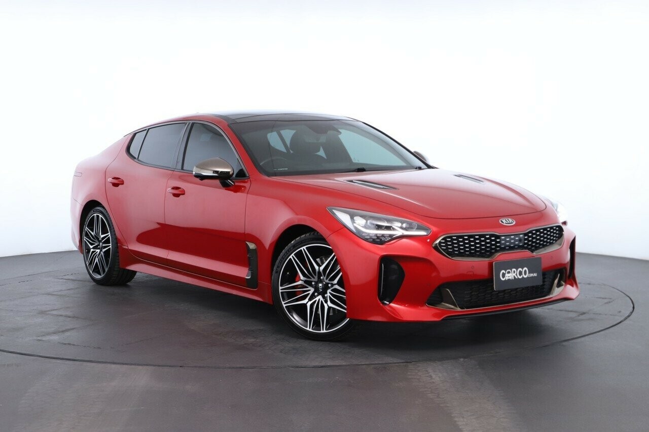 Kia Stinger image 1