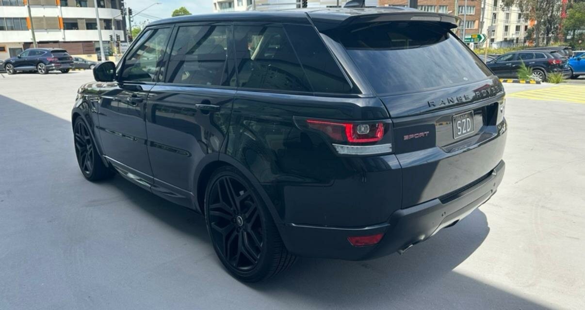 Land Rover Range Rover Sport image 4