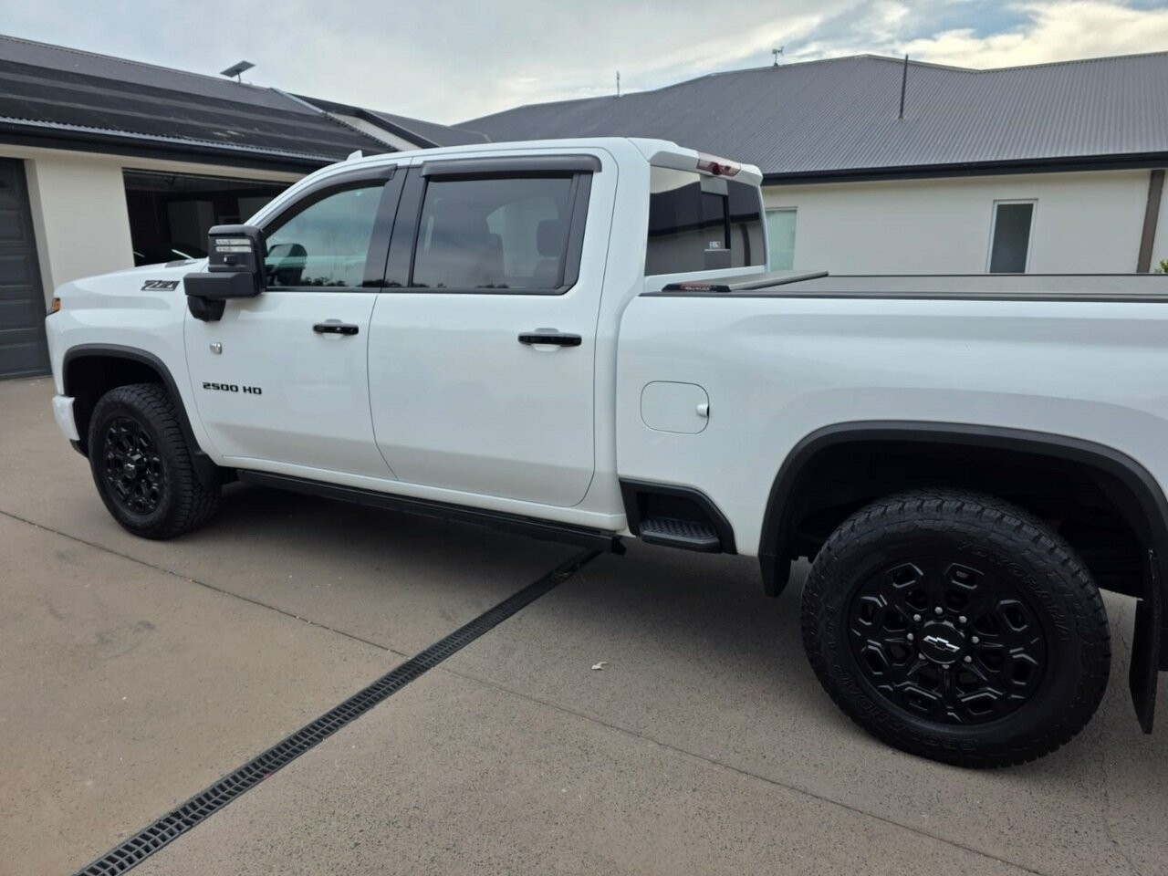 Chevrolet Silverado Hd image 3