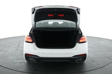 https://vehicle-cdn.autoleague.cloud/31025_61036216_14.jpg