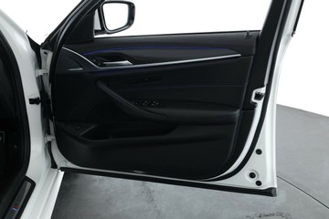 https://vehicle-cdn.autoleague.cloud/31025_61036216_18.jpg