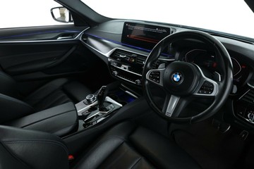 https://vehicle-cdn.autoleague.cloud/31025_61036216_20.jpg