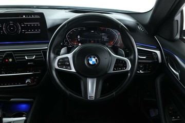 https://vehicle-cdn.autoleague.cloud/31025_61036216_21.jpg
