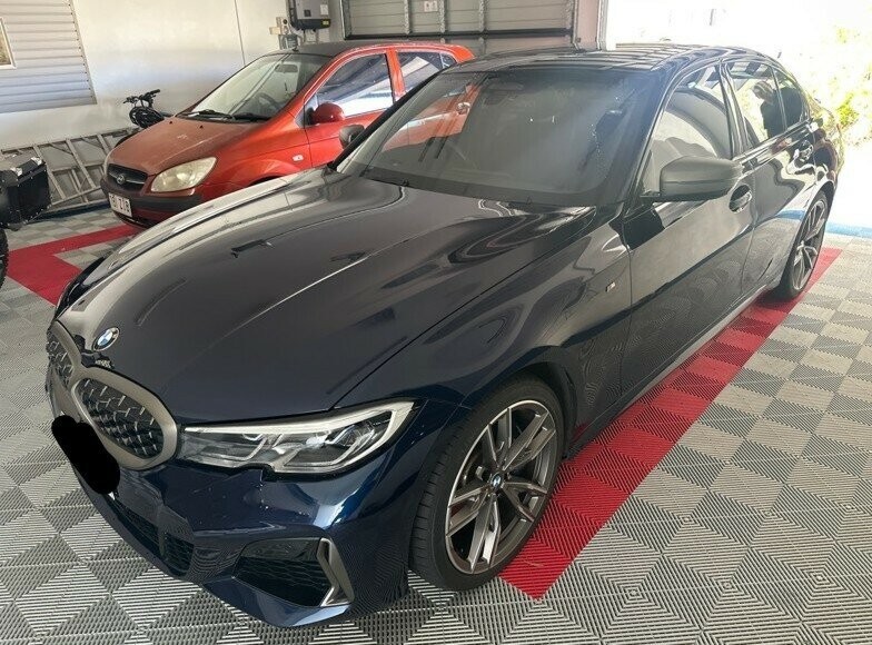 BMW 3 Series image 4