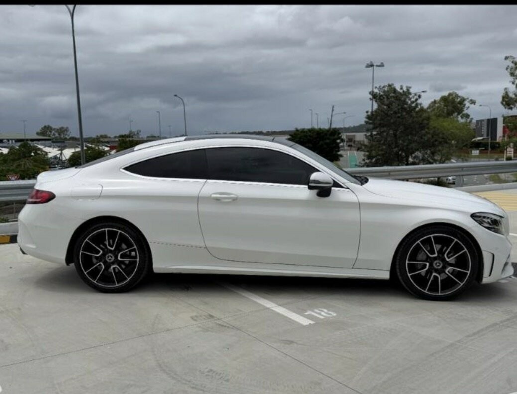 Mercedes Benz C-class image 1