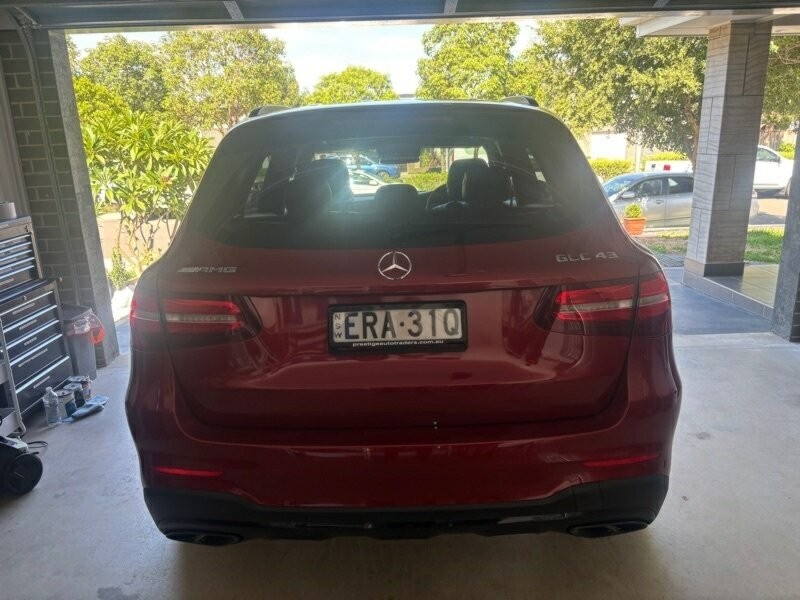 Mercedes Benz Glc-class image 4