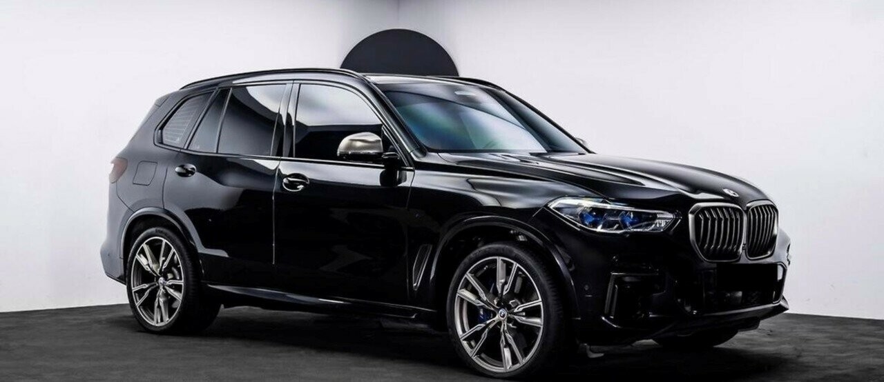 BMW X5 image 1