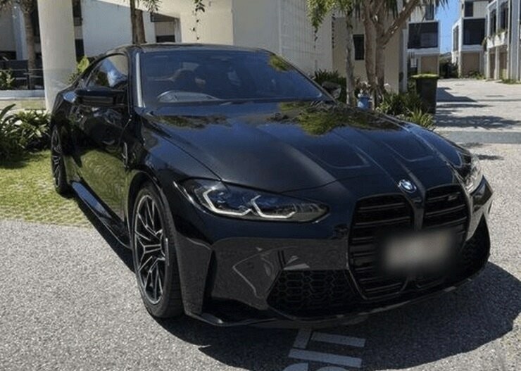 BMW M4 image 1
