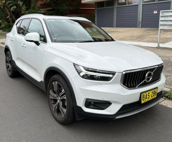 Volvo Xc40 image 1