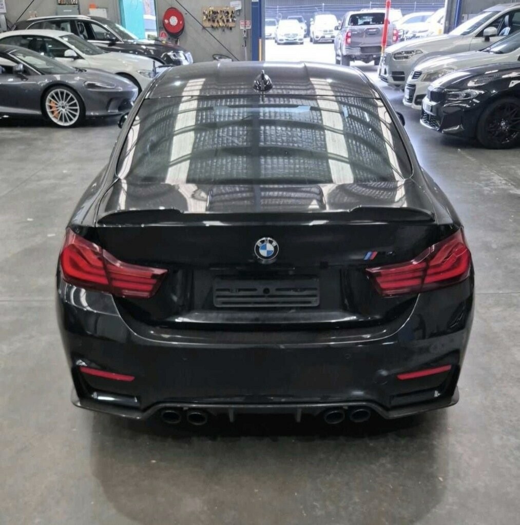 BMW M4 image 4