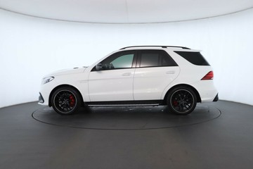 https://vehicle-cdn.autoleague.cloud/31025_61037160_12.jpg