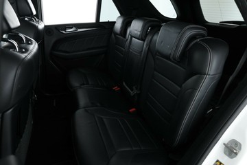 https://vehicle-cdn.autoleague.cloud/31025_61037160_35.jpg