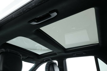 https://vehicle-cdn.autoleague.cloud/31025_61037160_36.jpg