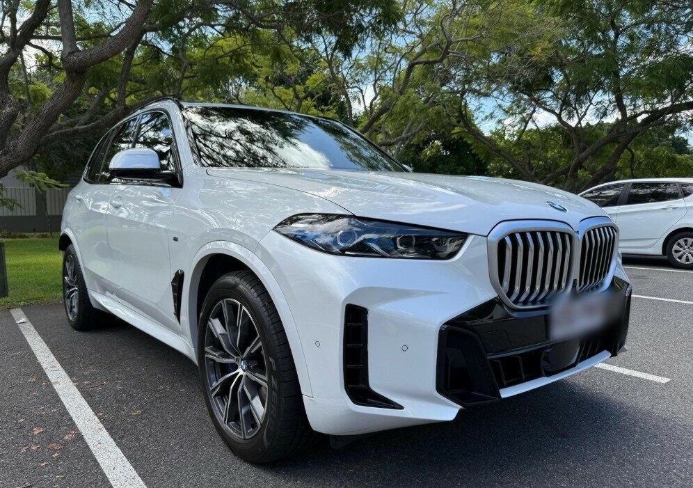 BMW X5 image 1