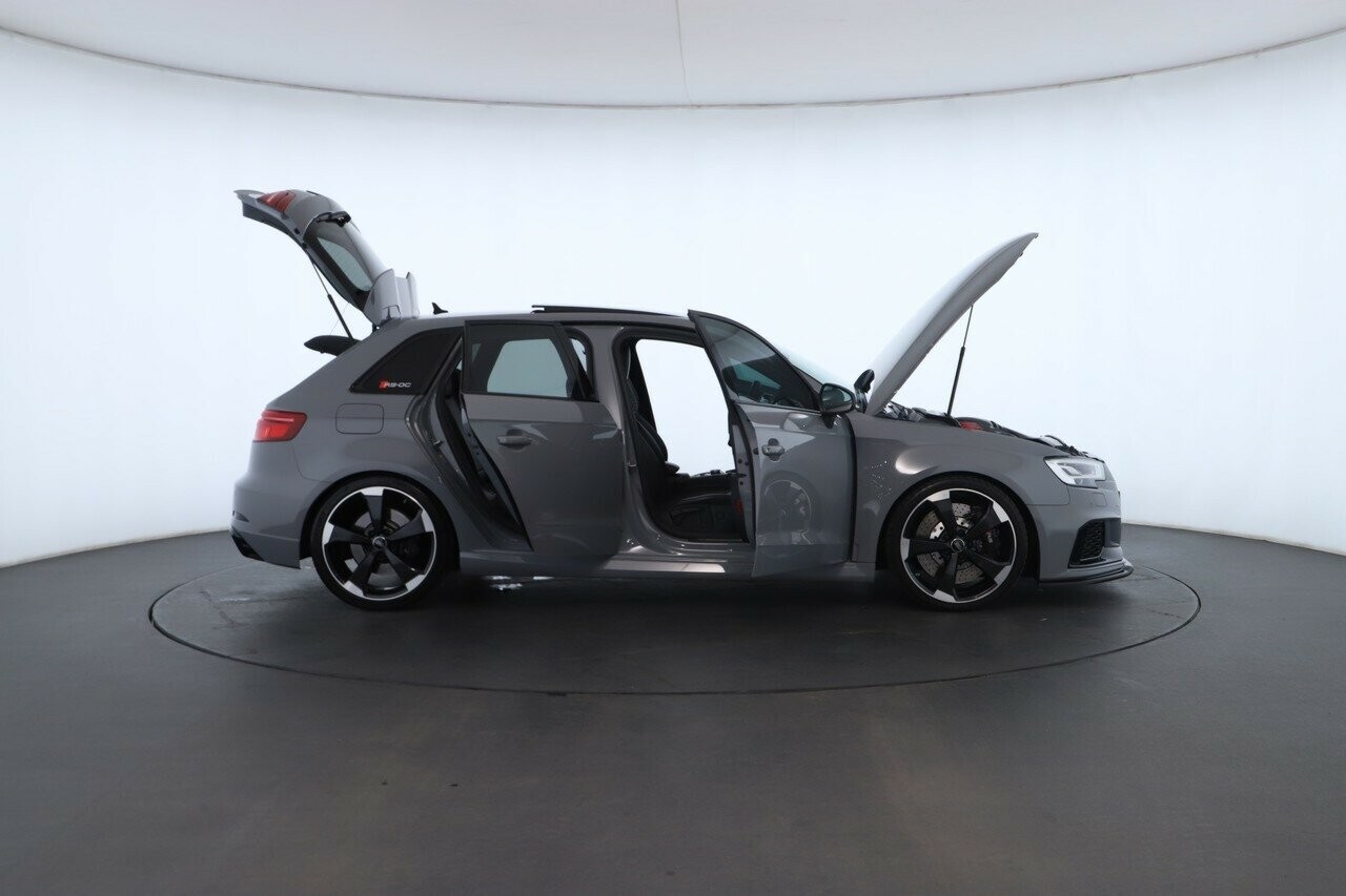 Audi Rs3 image 2