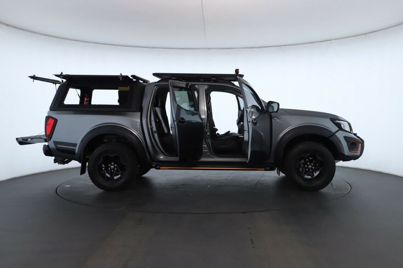 Nissan Navara image 2