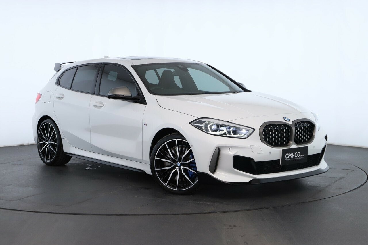 BMW 1 Series image 1