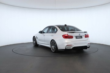 https://vehicle-cdn.autoleague.cloud/31025_61038059_13.jpg