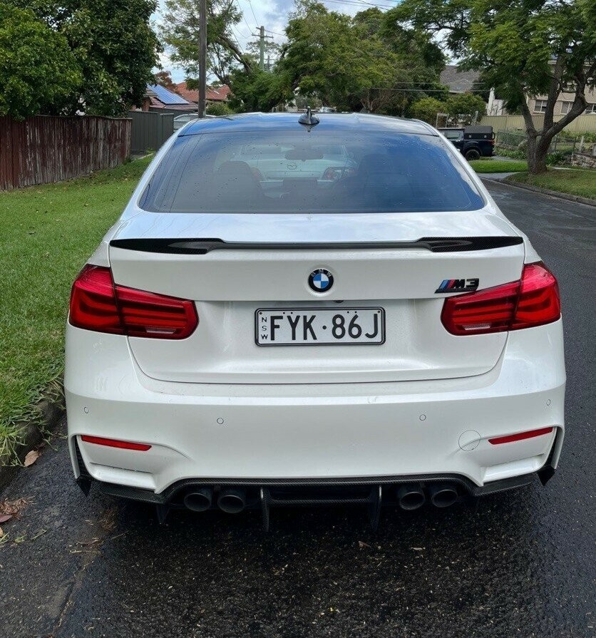 BMW M3 image 2