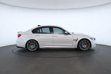 https://vehicle-cdn.autoleague.cloud/31025_61038059_3.jpg