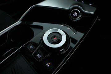 https://vehicle-cdn.autoleague.cloud/31025_61038136_28.jpg