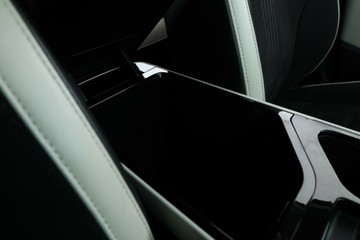 https://vehicle-cdn.autoleague.cloud/31025_61038136_30.jpg