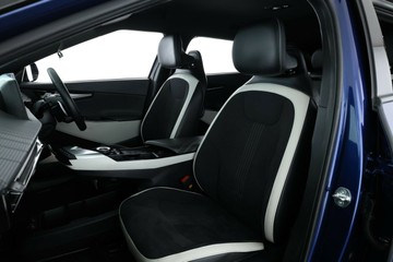https://vehicle-cdn.autoleague.cloud/31025_61038136_31.jpg