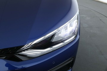 https://vehicle-cdn.autoleague.cloud/31025_61038136_9.jpg