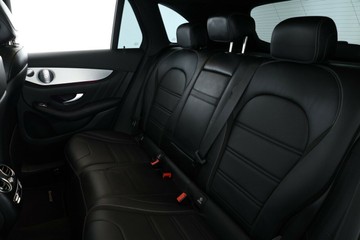 https://vehicle-cdn.autoleague.cloud/31025_61038149_34.jpg