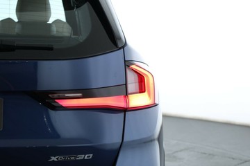 https://vehicle-cdn.autoleague.cloud/31025_61038307_15.jpg