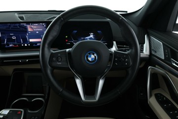 https://vehicle-cdn.autoleague.cloud/31025_61038307_22.jpg