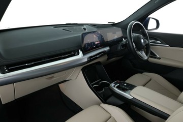 https://vehicle-cdn.autoleague.cloud/31025_61038307_30.jpg