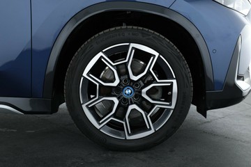 https://vehicle-cdn.autoleague.cloud/31025_61038307_4.jpg