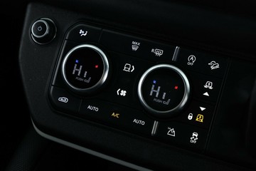 https://vehicle-cdn.autoleague.cloud/31025_61038336_28.jpg