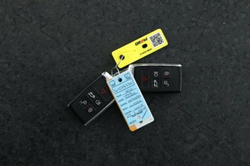 https://vehicle-cdn.autoleague.cloud/31025_61038336_40.jpg